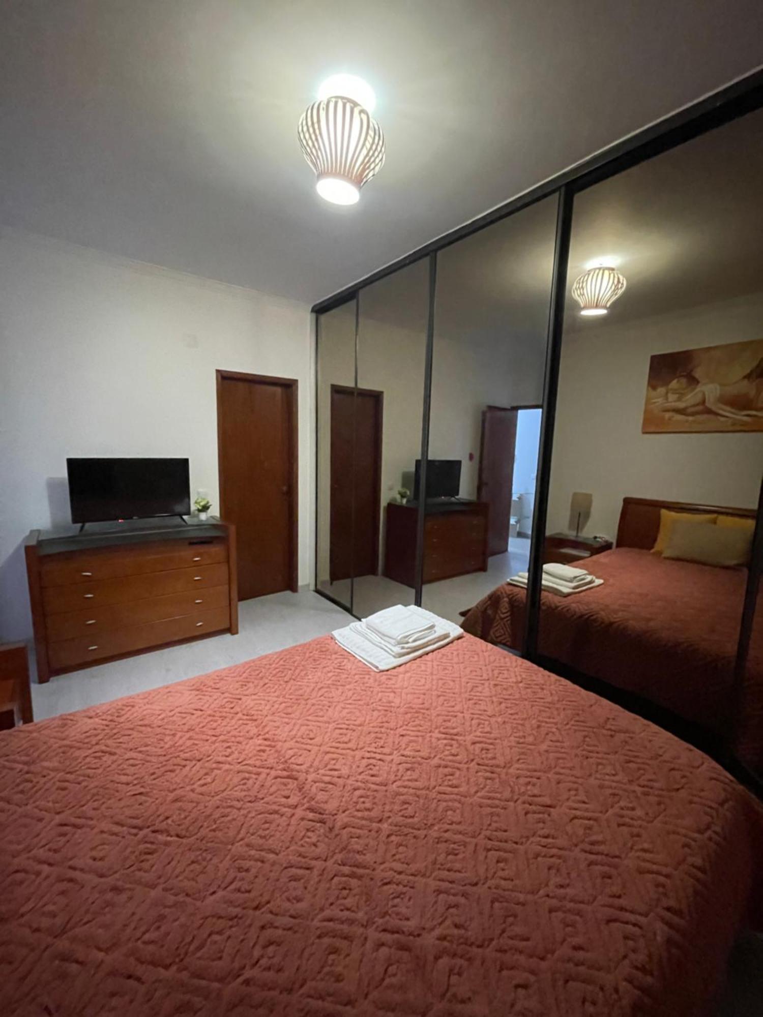 Quarto Suite Relaxante Almada Exteriör bild